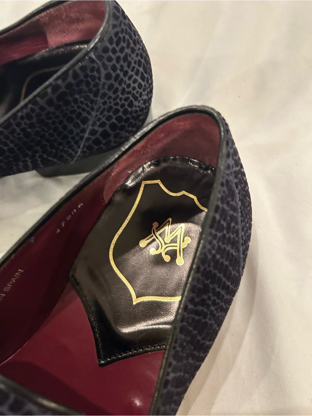 Mezlan Novara Black/Blue Genuine Suede Calfskin Tassel Slip-On Sz 9.5 - Picture 4 of 6